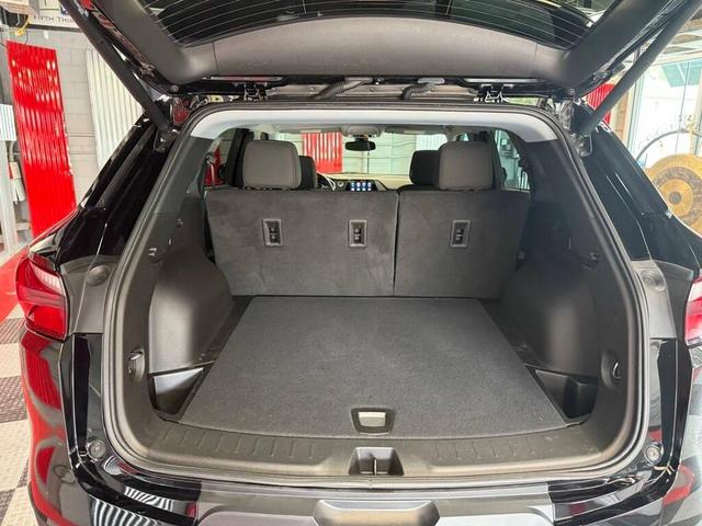Photo of 2022 Black Chevrolet Blazer