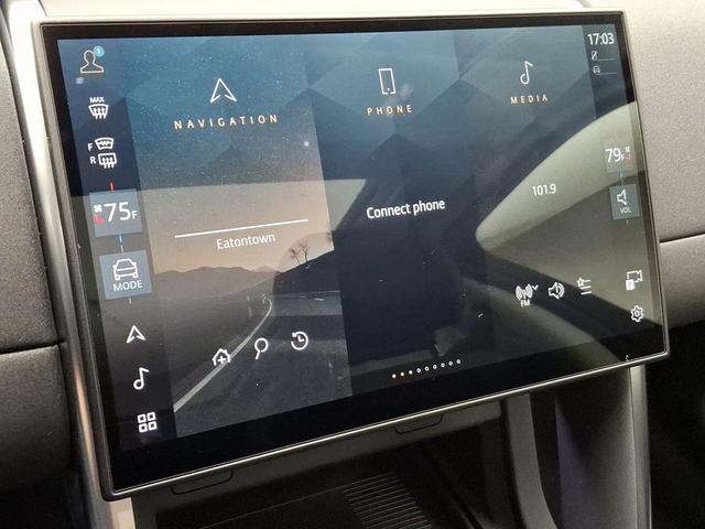 Photo of 2025 Hakuba Silver Land Rover Discovery Sport