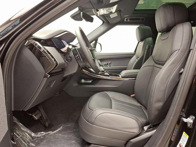 Photo of 2025 Santorini Black Land Rover Range Rover Sport