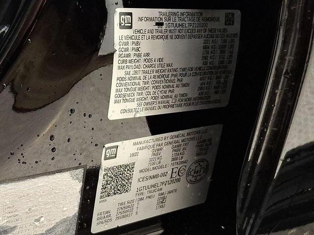 Photo of 2023 Onyx Black GMC Sierra 1500