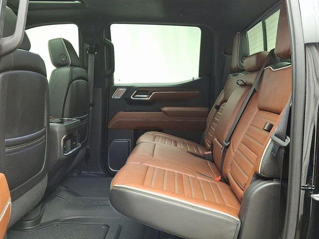 Photo of 2023 Onyx Black GMC Sierra 1500