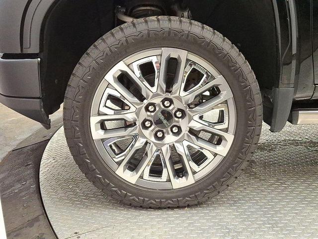 Photo of 2023 Onyx Black GMC Sierra 1500