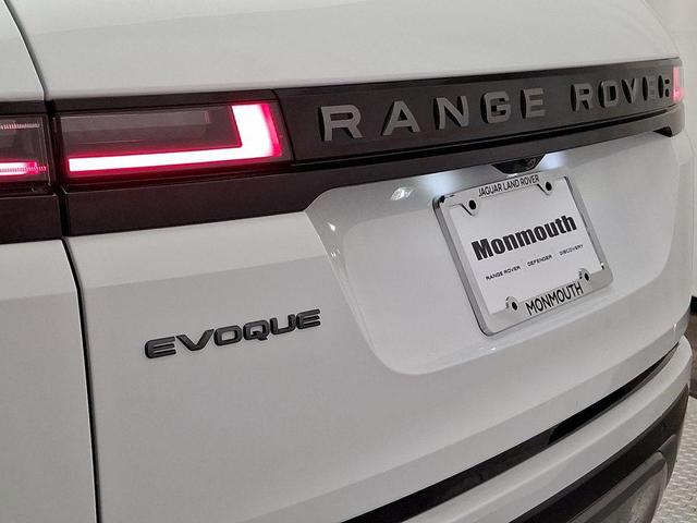 Photo of 2026 Fuji White Land Rover Range Rover Evoque