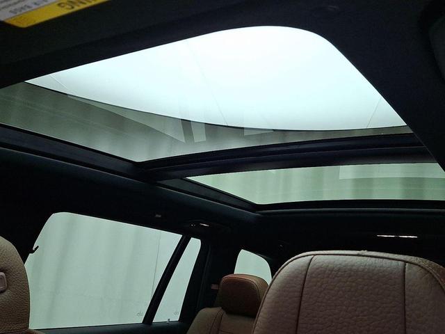 Photo of 2024 Black Mercedes-Benz GLS 450