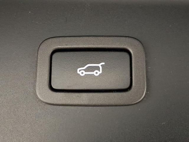 Photo of 2022 Carpathian Grey Land Rover Range Rover