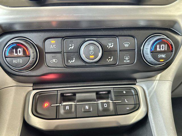 Photo of 2022 Summit White GMC Acadia
