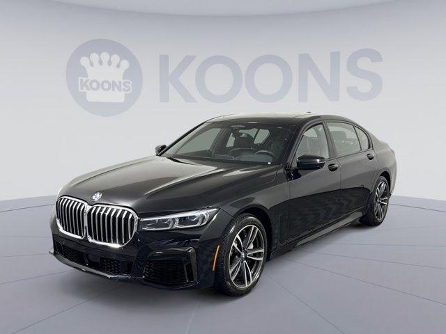 Photo of 2022 Black Sapphire Metallic BMW 750