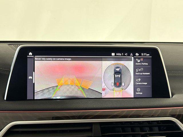 Photo of 2022 Black Sapphire Metallic BMW 750