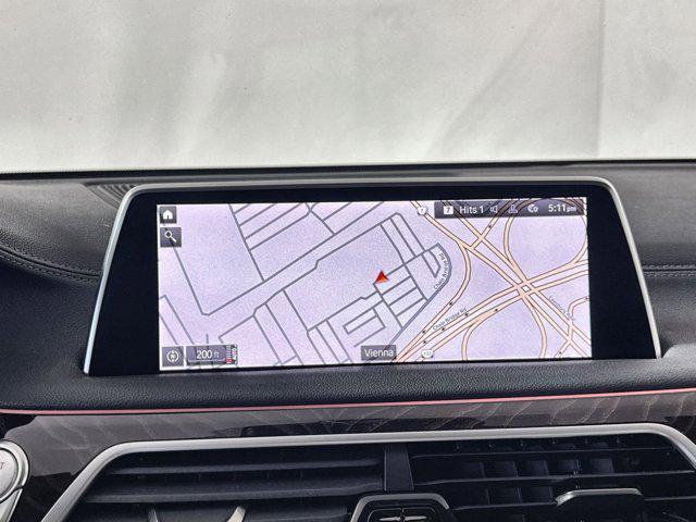 Photo of 2022 Black Sapphire Metallic BMW 750