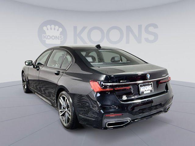 Photo of 2022 Black Sapphire Metallic BMW 750