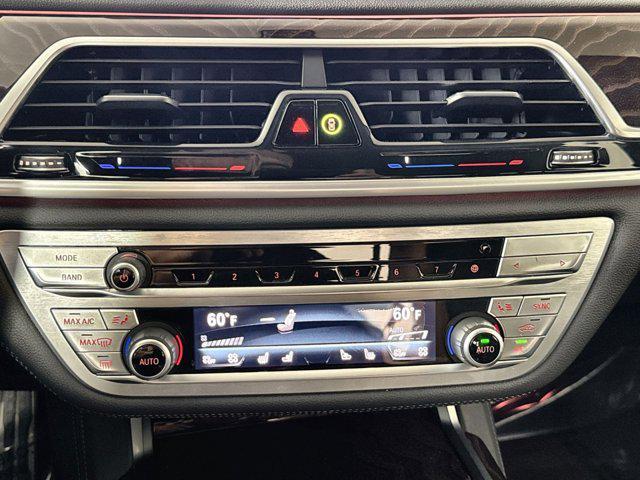 Photo of 2022 Black Sapphire Metallic BMW 750