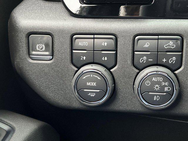 Photo of 2025 Black Chevrolet Silverado 2500