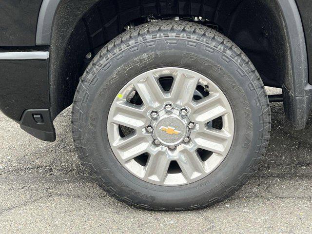 Photo of 2025 Black Chevrolet Silverado 2500