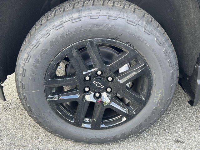 Photo of 2025 Black Chevrolet Silverado 1500