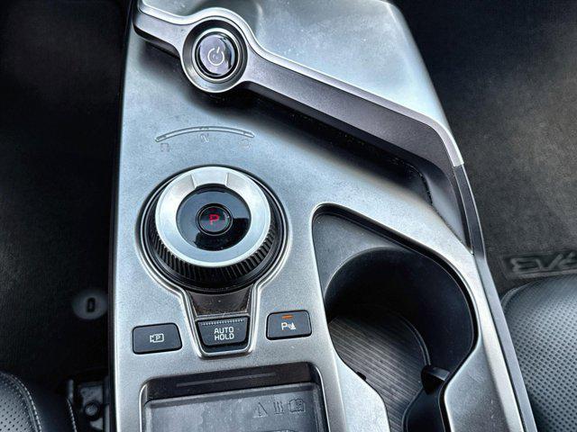 Photo of 2024 Aurora Black Pearl Kia EV6