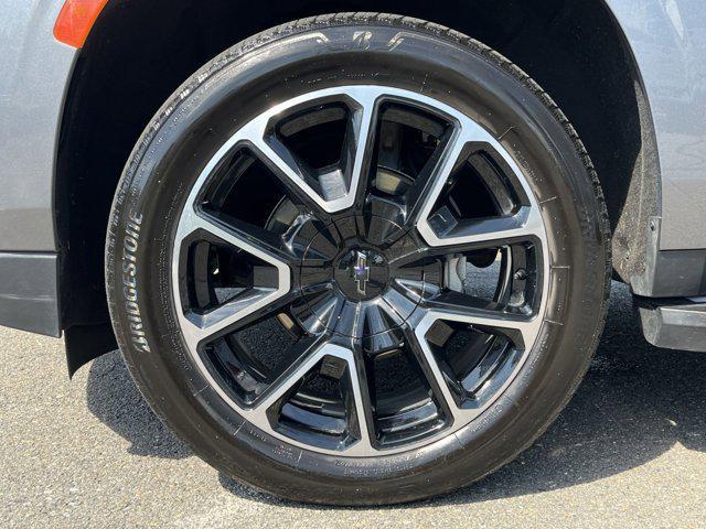 Photo of 2022 Satin Steel Metallic Chevrolet Suburban