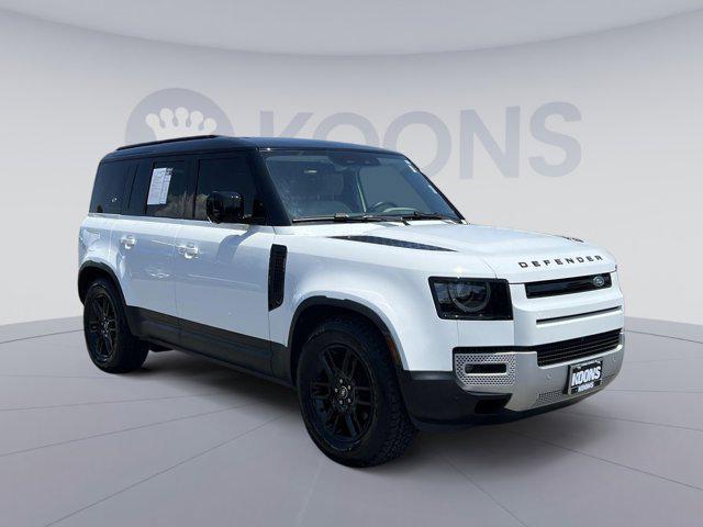 Photo of 2024 Fuji White Land Rover Defender