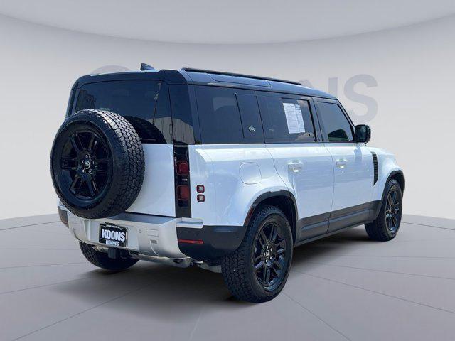 Photo of 2024 Fuji White Land Rover Defender
