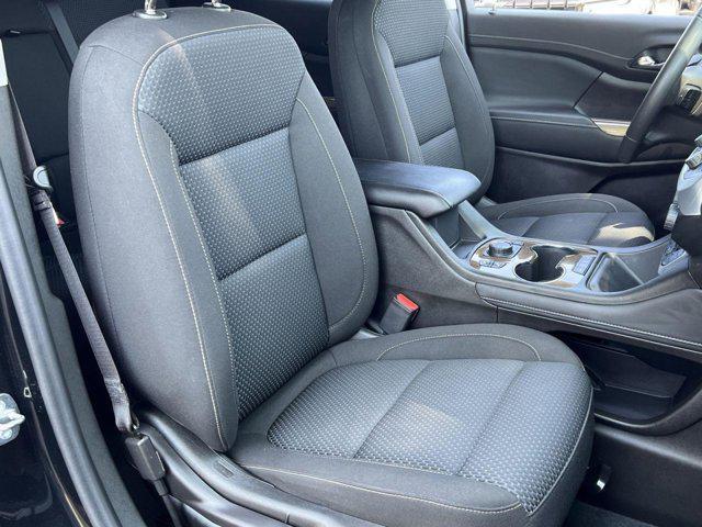 Photo of 2022 Ebony Twilight Metallic GMC Acadia