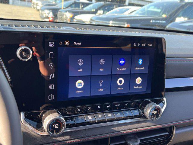 Photo of 2025 Black Chevrolet Colorado