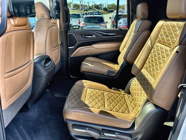 Photo of 2021 Crystal White Tricoat Cadillac Escalade ESV
