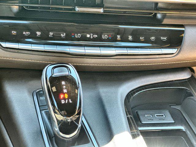 Photo of 2021 Crystal White Tricoat Cadillac Escalade ESV