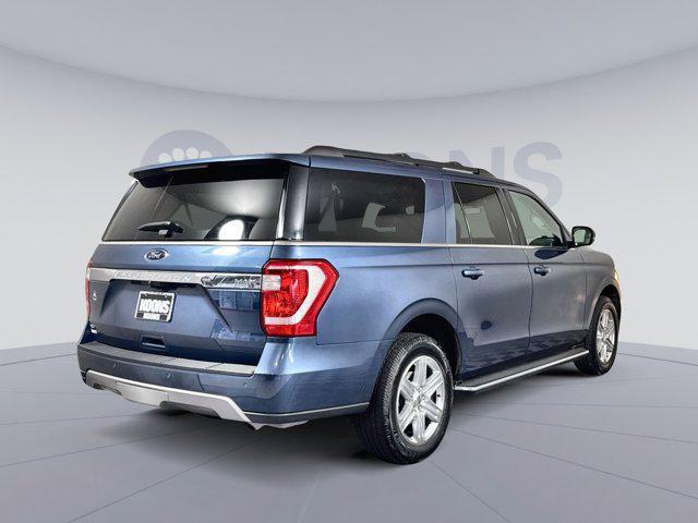 Photo of 2019 BLUE METALLIC Ford Expedition Max