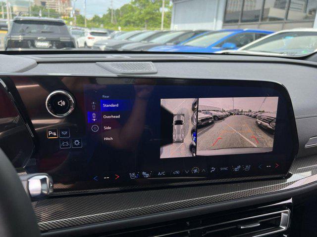 Photo of 2025 Sterling Gray Metallic Chevrolet Traverse
