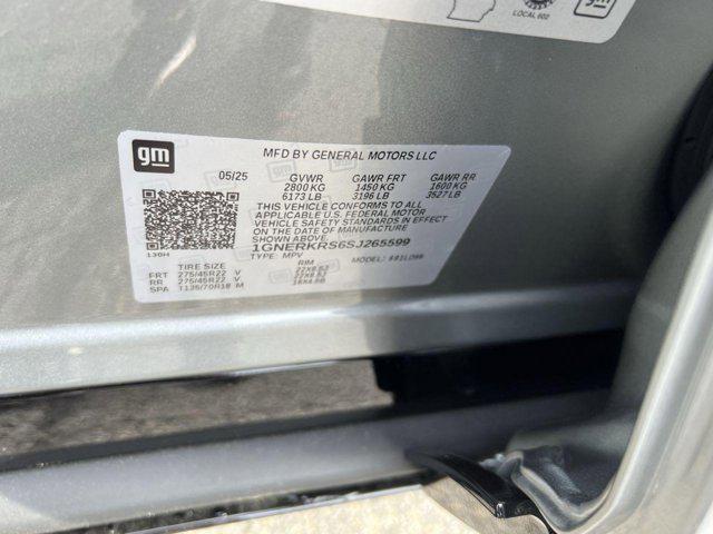 Photo of 2025 Sterling Gray Metallic Chevrolet Traverse