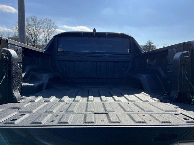 Photo of 2025 Deep Aurora Metallic (Dark Bronze) GMC HUMMER EV Pickup