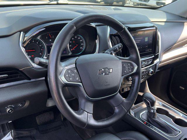 Photo of 2021 Summit White Chevrolet Traverse