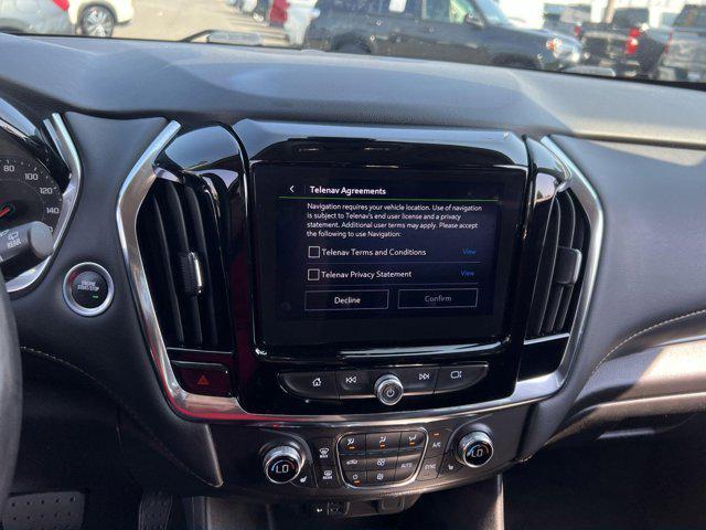 Photo of 2021 Summit White Chevrolet Traverse