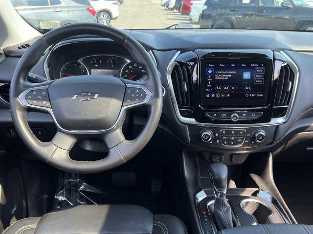 Photo of 2021 Summit White Chevrolet Traverse