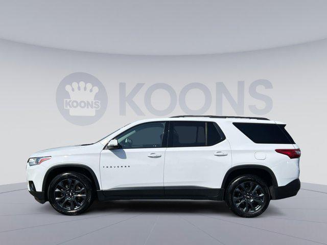 Photo of 2021 Summit White Chevrolet Traverse