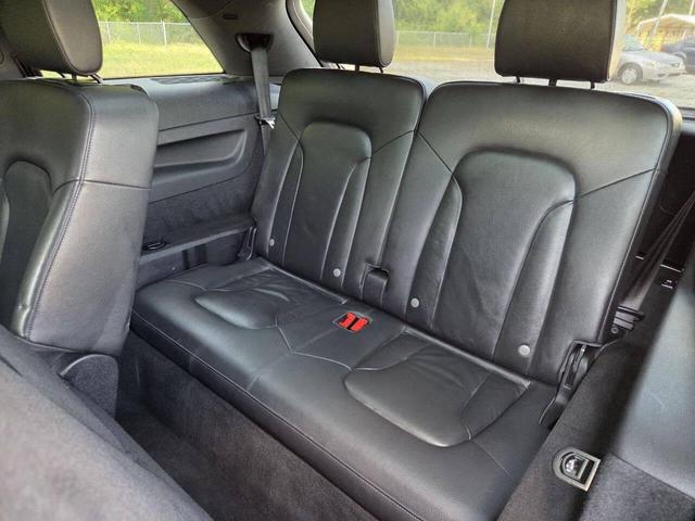 Photo of 2014 Blue Audi Q7