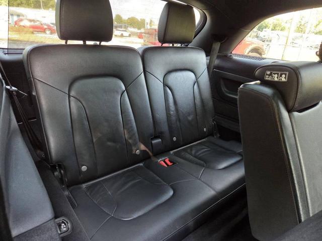 Photo of 2014 Blue Audi Q7