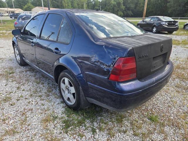 Photo of 2002 Blue Volkswagen Jetta