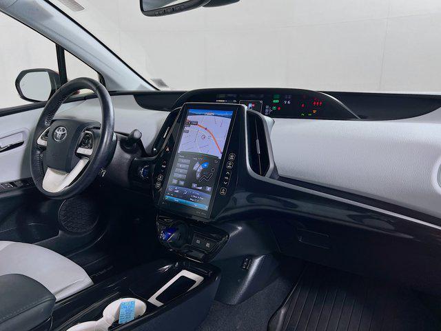 Photo of 2018 Hypersonic Red Toyota Prius