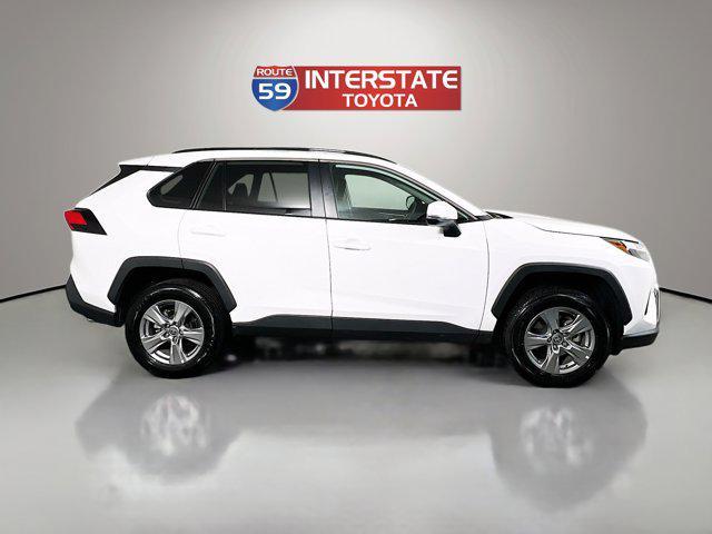 Photo of 2024 White Toyota RAV4