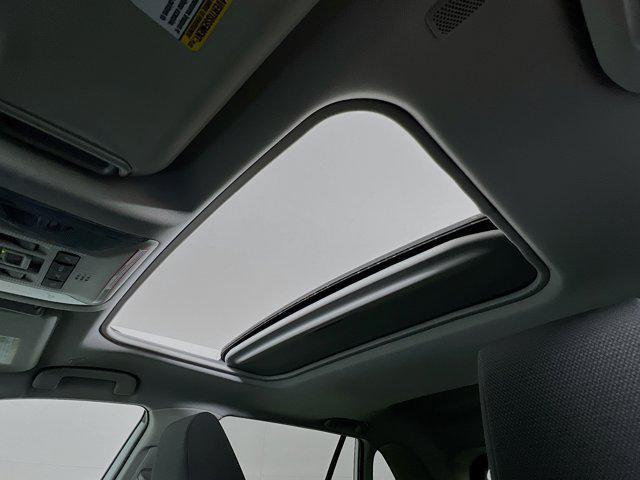 Photo of 2024 White Toyota RAV4