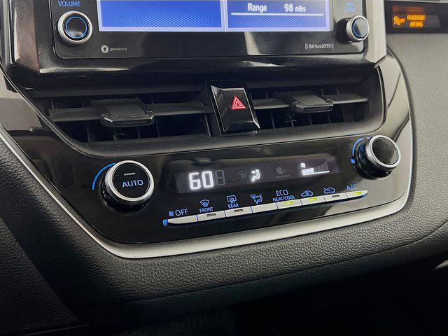 Photo of 2022 Classic Silver Metallic Toyota Corolla