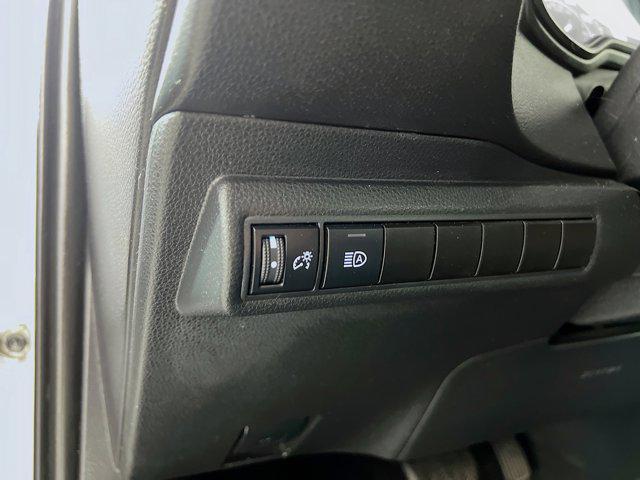 Photo of 2022 Classic Silver Metallic Toyota Corolla