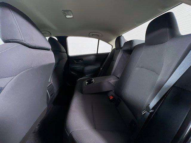 Photo of 2022 Classic Silver Metallic Toyota Corolla