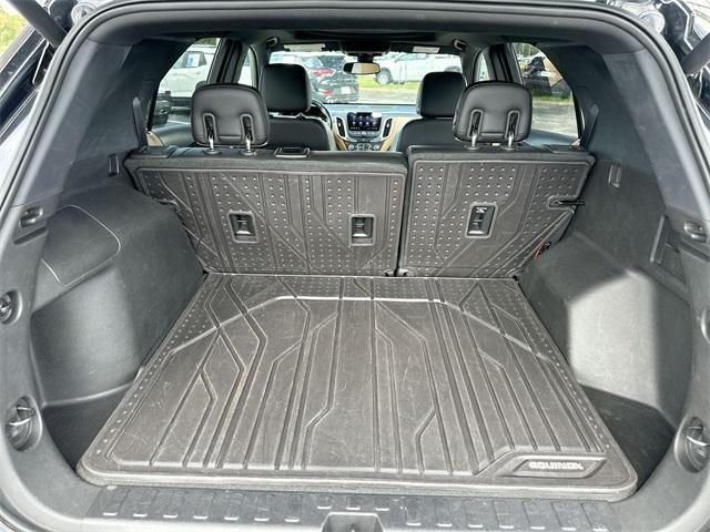 Photo of 2019 Mosaic Black Metallic Chevrolet Equinox