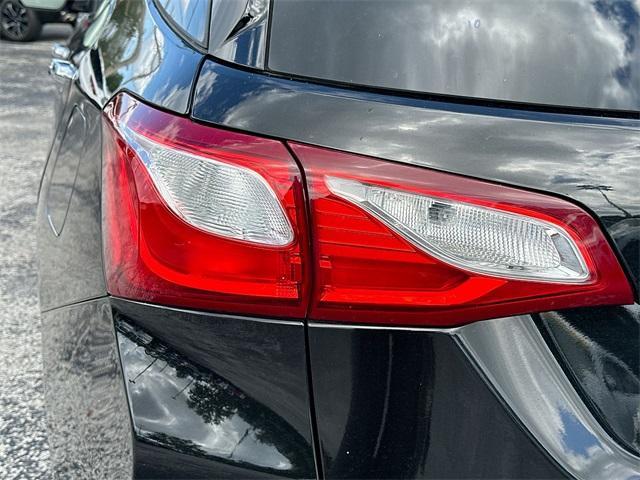 Photo of 2019 Mosaic Black Metallic Chevrolet Equinox