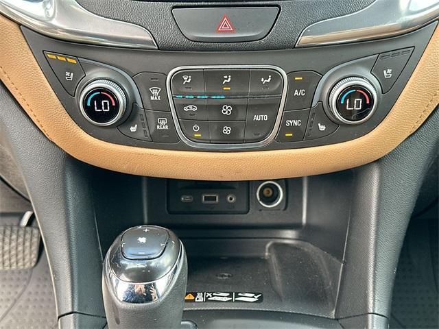 Photo of 2019 Mosaic Black Metallic Chevrolet Equinox