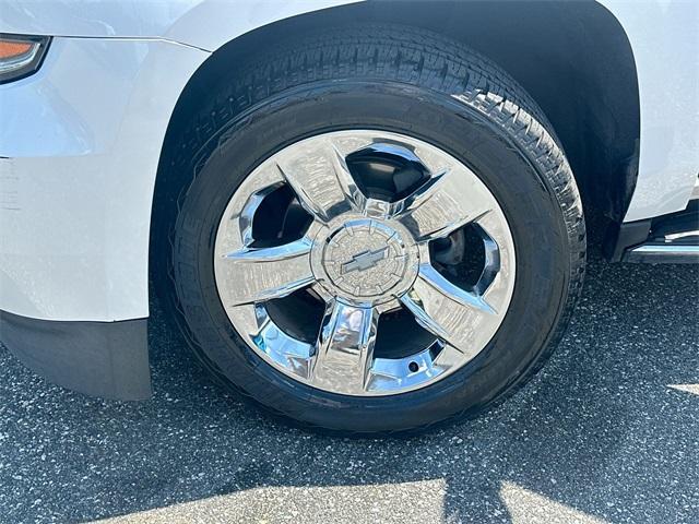 Photo of 2018 Iridescent Pearl Tricoat Chevrolet Tahoe