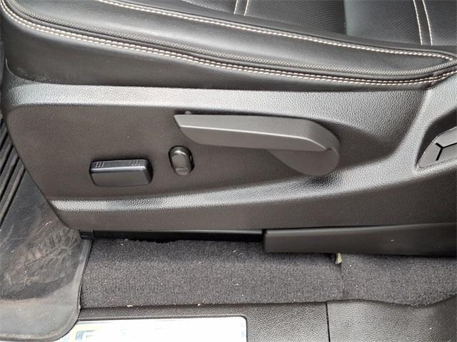 Photo of 2022 Onyx Black GMC Canyon