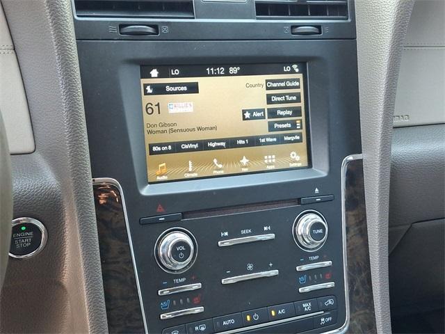 Photo of 2017 Velvet Lincoln Navigator