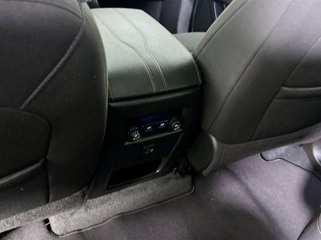 Photo of 2020 Summit White Chevrolet Traverse
